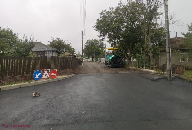 FOTO // Echipa lui Șor de la Orhei continuă lucrările de RENOVARE a infrastructurii rutiere. După străzile principale a venit rândul celor secundare