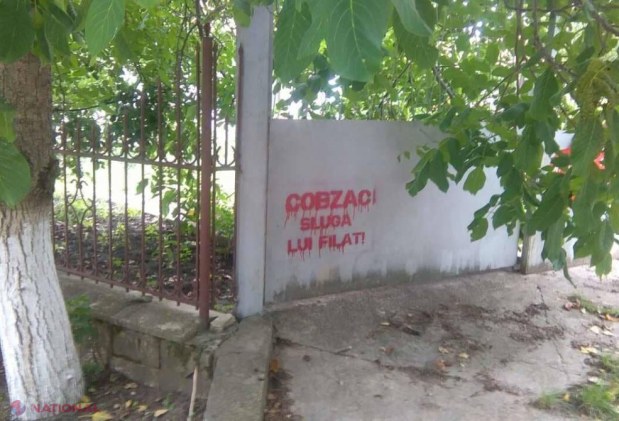 „SURPRIZĂ MARE” pentru un deputat din opoziție: Oraș din R. Moldova, ÎMPÂNZIT cu inscripții denigratoare la adresa sa