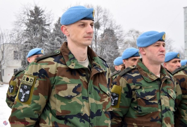 VIDEO, FOTO // Zeci de militari ai Armatei Naționale vor asigura PACEA în Kosovo: „Încrederea și admirația cu care lumea liberă privește R. Moldova se datorează vouă și muncii voastre prețioase”