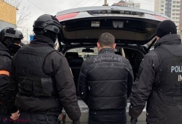 VIDEO // Răzbunarea lui „Machena”. Un martor a fost RĂPIT și amenințat cu moartea de patru membri ai grupului criminal. Bărbatul a reușit să evadeze și să alerteze organele de drept