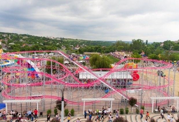 FOTO // Număr-RECORD de vizitatori la deschiderea sezonului de vară la „OrheiLand” - peste 70 000 de oameni