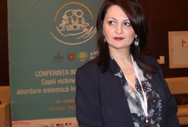 Părinții care pleacă peste hotare și își lasă copiii fără supraveghere ar putea fi pedepsiți