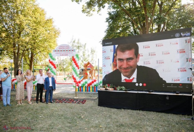 FOTO // Noi terenuri de joacă în satele Stolniceni și Miciurin, amenajate în cadrul unui proiect al Partidului „ȘOR”. Într-o lună au fost date în exploatare deja 16 terenuri de joacă