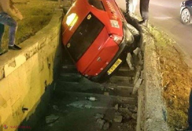 Un taxi a ajuns, astă-noapte, pe scările unei SUBTERANE din capitală. Ce făcea șoferul în acel moment