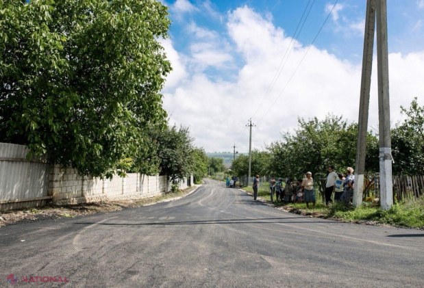 FOTO // Marina Tauber a dat startul lucrărilor de reparație a drumurilor în Jora de Sus