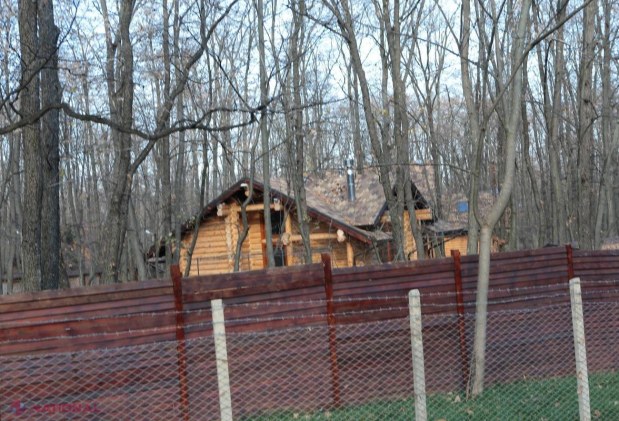 FOTO// Demnitarii din „Poieniţa veselă” 