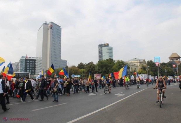 Reportaj EMOȚIONANT // Zeci de mii de tineri au cerut UNIREA, la București