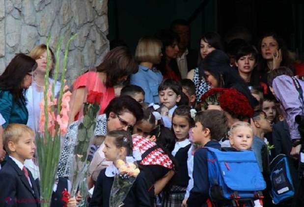 NOUTATE în R. Moldova: Părinții care își vor duce copiii în clasa I, OBLIGAȚI să prezinte la școală un RAPORT SPECIAL