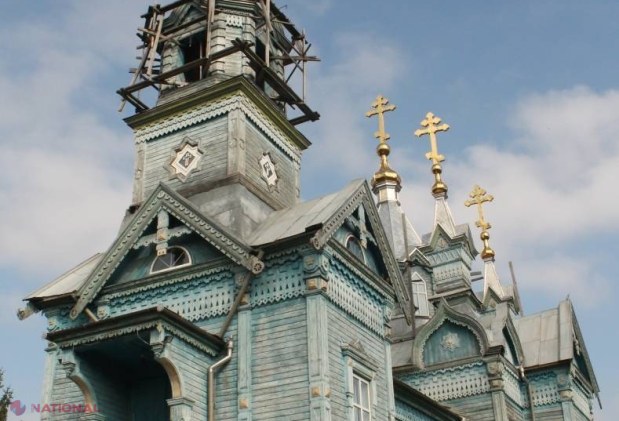 Trebuie sau nu să se IMPLICE biserica în politică? Vezi ce cred cetățenii R. Moldova
