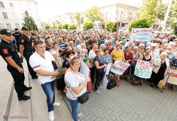 Un nou protest în fața Procuraturii Generale. Cei prezenți au cerut ELIBERAREA deputatului Partidului „ȘOR”, Marina Tauber