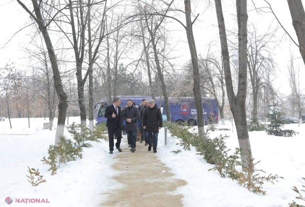 VIDEO // Caravana PD a pornit prin localitățile R. Moldova. Spicherul Candu și-a INTERVIEVAT colegii: „Avem intenția să colindăm întreaga țară”