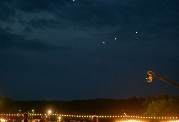 VIDEO, FOTO // Peste 100 de DRONE au făcut un show de excepție la „OrheiLand”