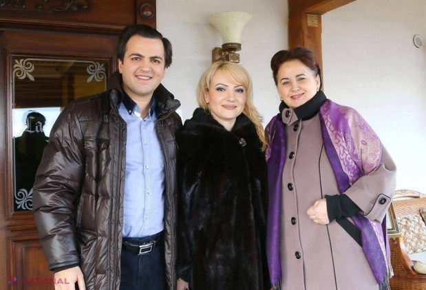 Adriana Ochișanu își reface viața și cariera muzicală