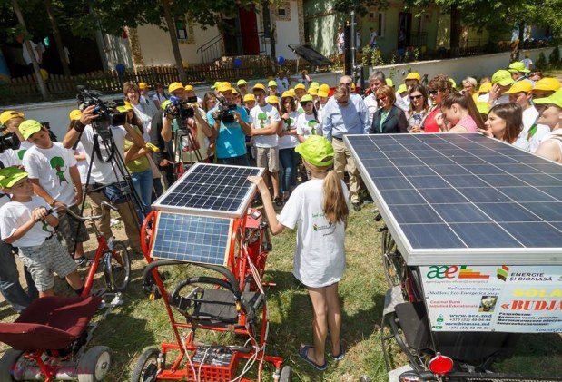 Copiii din R.Moldova care îmblânzesc soarele!