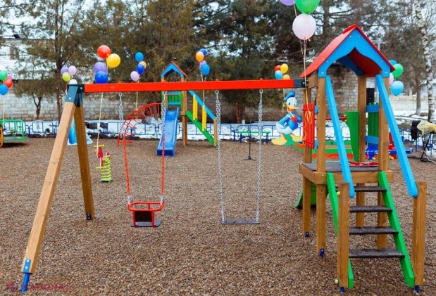 Programul „Uniunea Orheiul Nou” a inaugurat primul său proiect – un teren de joacă modern pentru copii din satul Brănești