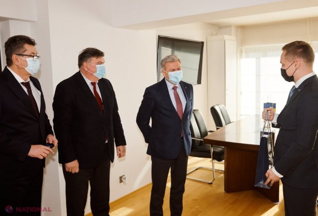 Prima întâlnire OFICIALĂ, la sediul DRRM, între Ambasadorul R. Moldova, Victor Chirilă, și secretarul de stat Adrian Dupu: „Direcția nouă a Departamentului este de a finanța proiecte cu IMPACT extins și vizibilitate mare”