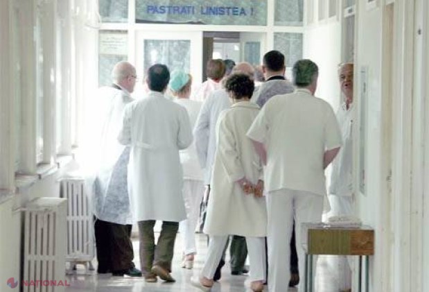 SCANDAL la Spitalul din Şoldăneşti. Medicii se plâng că le sunt REDUSE salariile