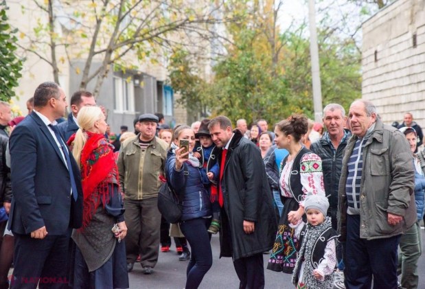 Galerie FOTO // Încă două curți au fost MODERNIZATE la Orhei, în cadrul Programului „Operațiunea Curtea”