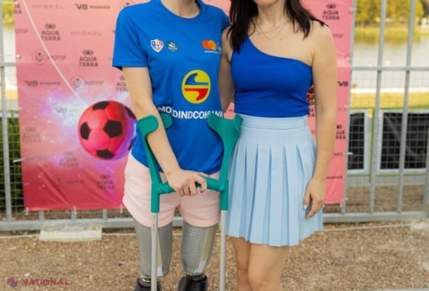 GALERIE FOTO // Moldindconbank susține echipa de fotbal feminin ,,Pudra” care a primit 200 000 de lei