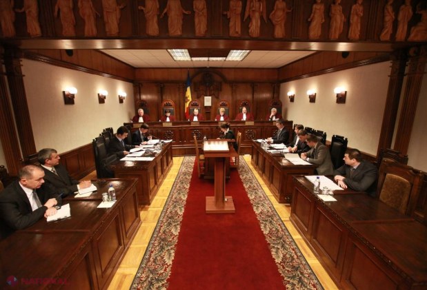 Politicienii au păreri împărțite vizavi de decizia Curții Constituționale cu privire la limba română