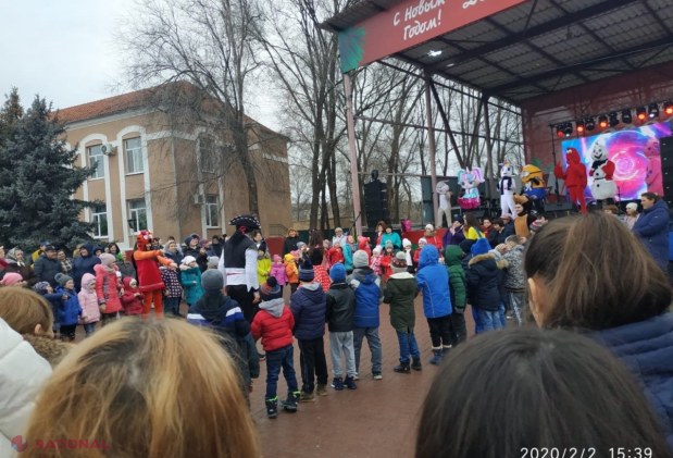 FOTO // Târgul de Crăciun de la Taraclia, organizat la inițiativa Partidului „ȘOR”, s-a încheiat cu o sărbătoare de zile mari