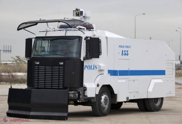 FOTO // Ministrul Jizdan dezleagă „misterul” celor două autospeciale de combatere a manifestațiilor în masă oferite de Turcia. Unde se află acum „cadoul” lui Erdogan