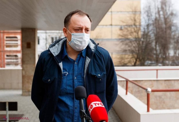 FOTO // Deputații Ulanov și Jardan au fost ELIBERAȚI din arest. Partidul „ȘOR” și Platforma „Pentru Moldova”: „Este un prim pas spre dovedirea nevinovăției lor. Decizia instanței arată cât de subțiri sunt învinuirile procurorilor”