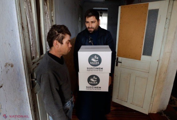 VIDEO, FOTO // Enoriașii Mănăstirii Curchi au primit cutii cu produse alimentare, oferite de Asociația A.S.I.C.S.