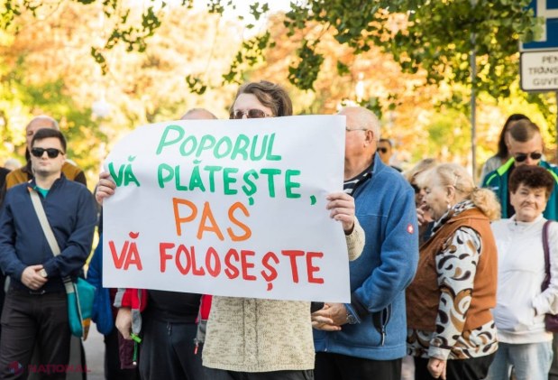Angajații Guvernului R. Moldova, așteptați de dimineață de membrii și sipatizanții Partidului „ȘOR”: „Nu slujiți regimul PAS”
