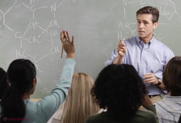 Sindicaliştii cer majorarea salariilor profesorilor cu 50%