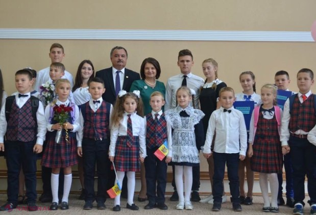 Școlile din raionul Soroca au trecut la practica UNIFORMELOR școlare: „Nu e vorba de ordinul ministrului și nici de hotărârea de Guvern”