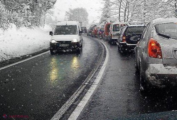 ATENȚIE, șoferi! Pe drumuri se va forma POLEI și GHEȚUȘ!