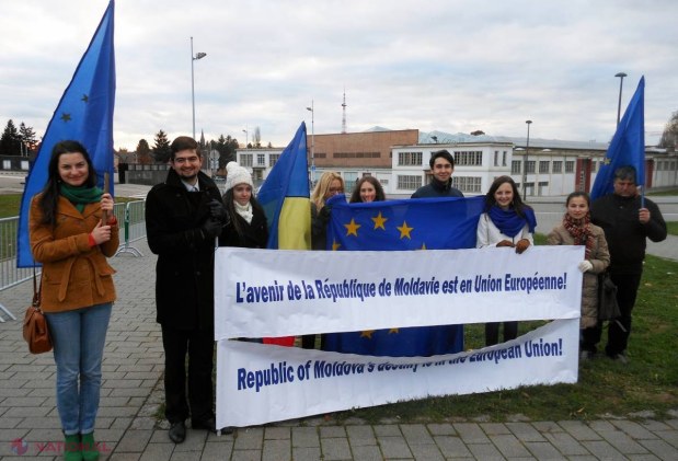 FOTO // Europa ZGUDUITĂ de mesaje în susținerea integrării europene a R. Moldova