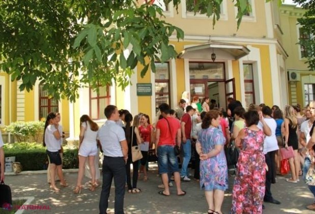 SUTE de locuri libere la o univesitate din Chișinău, după primul tur de admitere
