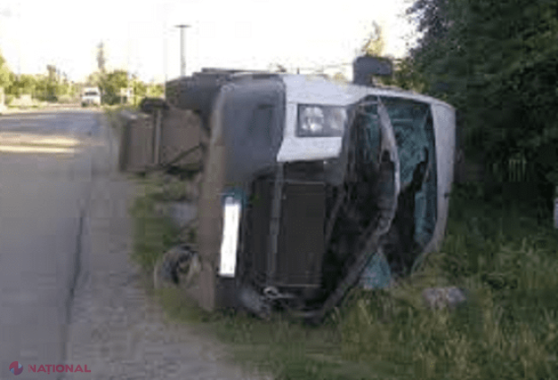 Încă un microbuz cu moldoveni a fost accidentat în Ucraina. Șoferul a murit