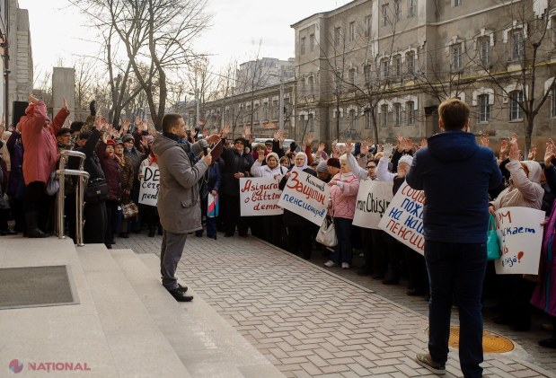 VIDEO, DOC // Proteste în toată REPUBLICA. Membrii și simpatizanții Partidului „ȘOR” cer majorarea pensiilor: „Suntem gata să organizăm acțiuni masive de protest împotriva actualei guvernări corupte și incompetente”