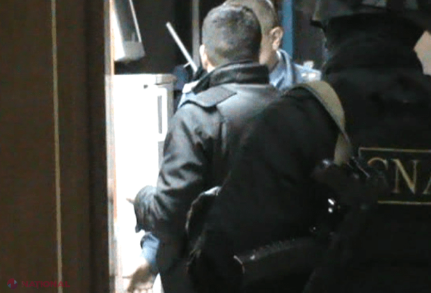 PERCHEZȚII cu mascații de la SIS în capitală