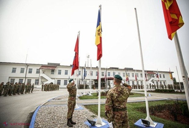 FOTO // Militarii moldoveni detașați în operațiunea UE în Bosnia și Herțegovina și-au început misiunea. Aceștia vor activa în componența contingentului român și timp de șase luni vor executa misiuni de securitate și pază 