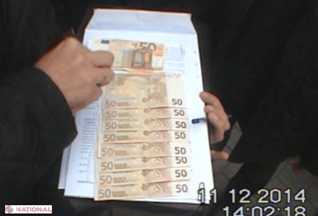 PERCHEZIȚII la „Registru”. PATRU angajați REȚINUȚI