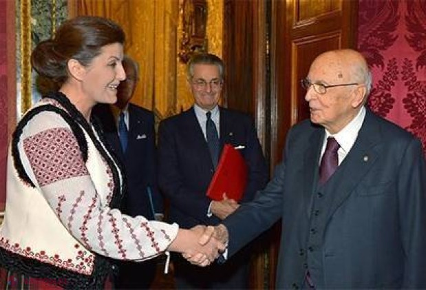 Fostul consilier al lui Corman, ambasador cu acte în regulă. A uimit prin ținuta în care s-a prezentat la Președinția Italiei
