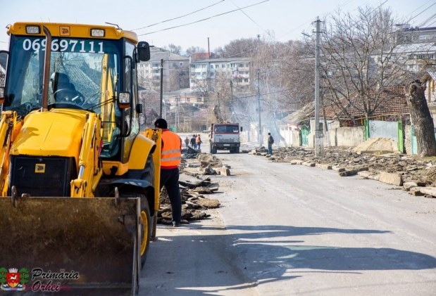 FOTO // Ilan Șor: „În timp ce politicienii pălăvrăgesc, eu construiesc drumuri”