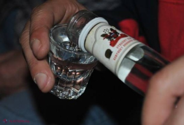 Chișinău // Minor INTOXICAT cu vodcă. A cumpărat-o dintr-un supermarket din capitală
