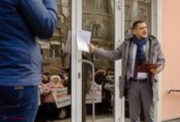 VIDEO, DOC // Proteste în toată REPUBLICA. Membrii și simpatizanții Partidului „ȘOR” cer majorarea pensiilor: „Suntem gata să organizăm acțiuni masive de protest împotriva actualei guvernări corupte și incompetente”