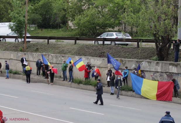 FOTO, VIDEO // IMAGINI cu DRONA: Ce era în cele 20 de CAMIOANE trimise de către România în R. Moldova