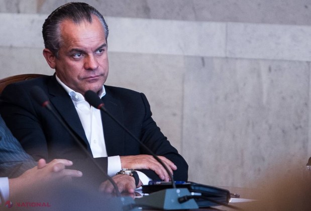 Vlad Plahotniuc i-a dat gata pe colegi. Vezi noul look al democratului!