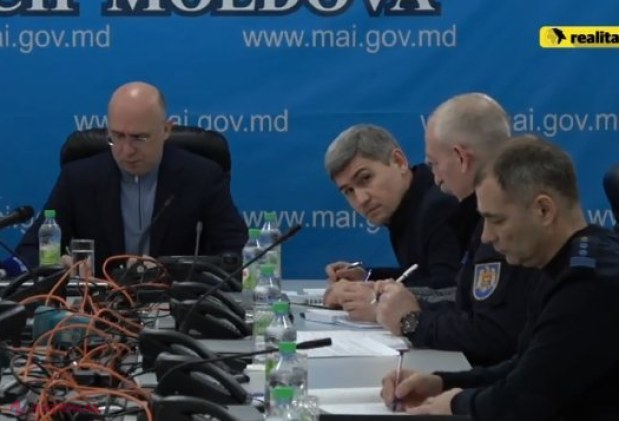 VIDEO // Premierul Filip a convocat celula de criză. Care e situația pe drumurile R. Moldova după căderea ninsorilor ABUNDENTE din ultimele ore