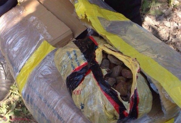 Captură RECORD // Două sute de kilograme de PIETRE SEMIPREȚIOASE ascunse într-o mașină