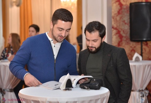 FOTO // La Chișinău a fost LANSAT „Almanahul POLITIC 2018”