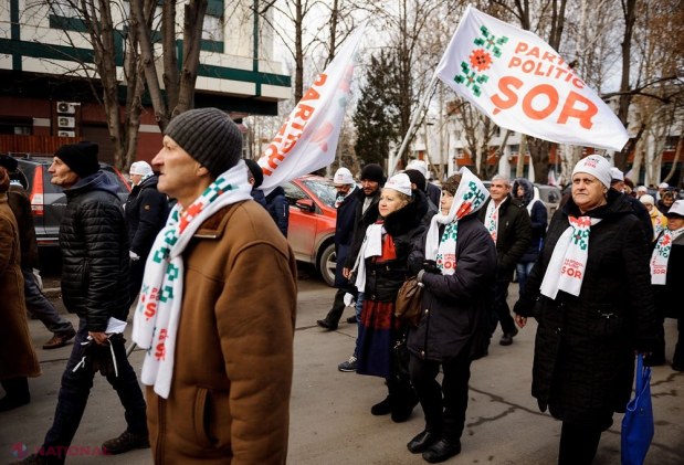 FOTO, DOC // Partidul „ȘOR” a depus actele pentru înscrierea în cursa electorală. Ilan Șor, în fața mulțimii: „Deschidem o pagină nouă în istoria politică din Moldova”