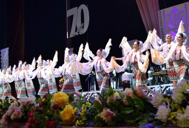 FOTO // Ansamblul „JOC” a ANIVERSAT 70 de ani de ani de la fondare. Va primi 200 de mii de lei pentru COSTUME